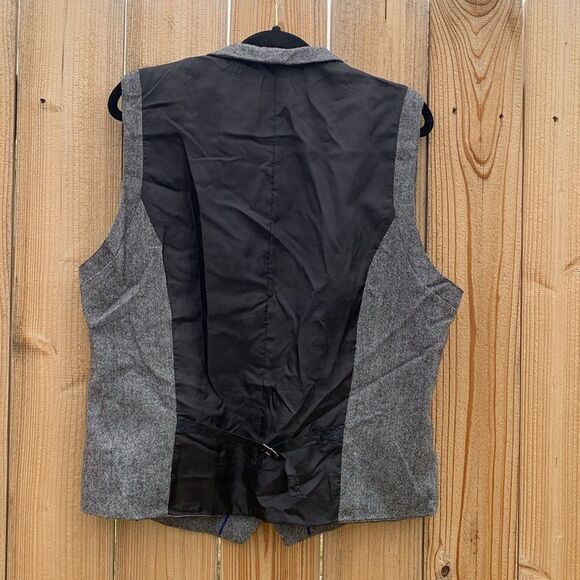 Take 50% OFF- Kenneth Cole Charcoal Gray Vest with Black Trim, Size-XL - Picture 6 of 8